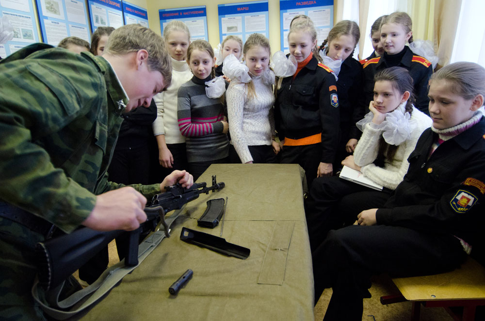 Russia: Standing to attention in school | ©Sergey Kozmin/Focus Russia: Standing to attention in school
