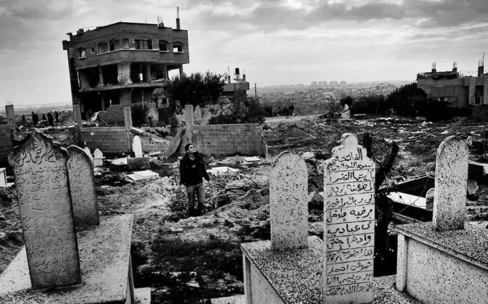Childhood in ruins | © Christian Als/Berlingske Tidende Childhood in ruins