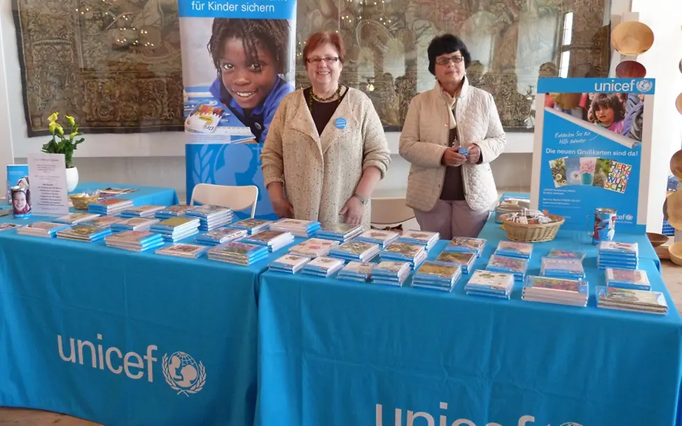 Grußkartenstand auf dem Gartenfestival 2016 © UNICEF-AG Landshut/Erbe