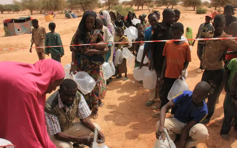 Nothilfe für die Kinder in Mali Mali: Nothilfe, Trinkwasserversorgung