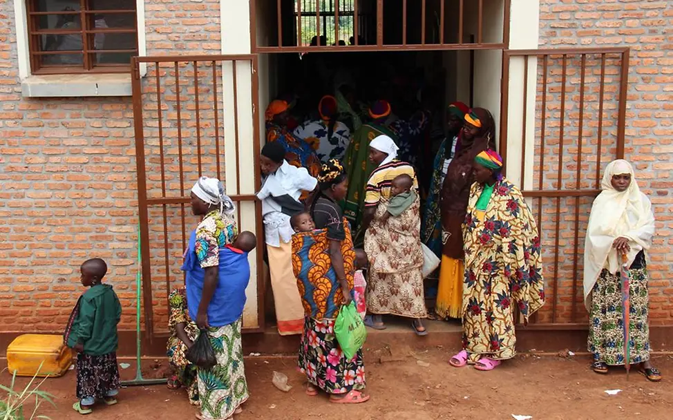 Vorsorge für Mutter und Kind Burundi Gesundheitszentrum Schwangere