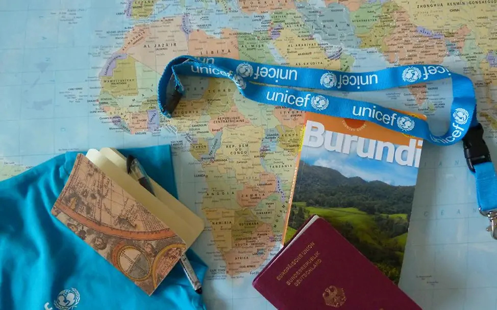 Letzte Vorbereitungen für die Reise nach Burundi. Kristina Müller von UNICEF Deutschland begleitet in den nächsten Wochen die Arbeit der Kollegen im UNICEF-Länderbüro Burundi. Burundi UNICEF
