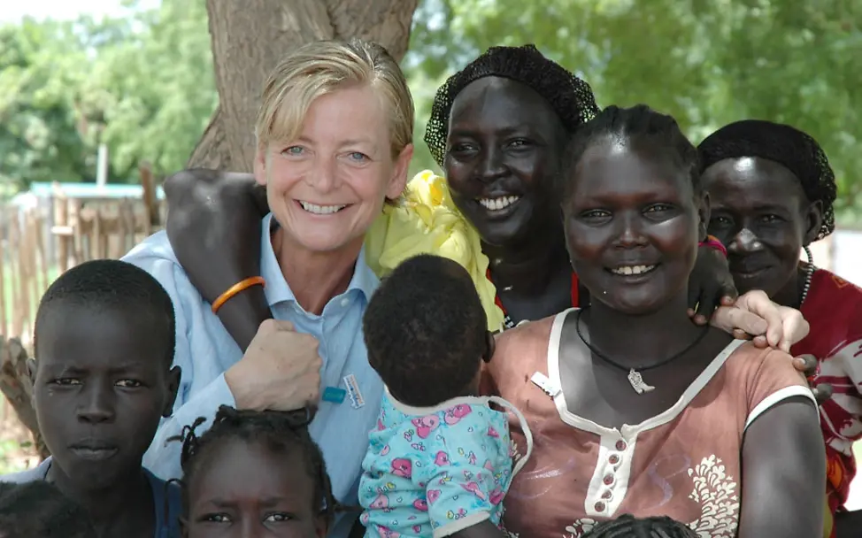 Ann Kathrin Linsenhoff zu Besuch im Südsudan | © UNICEF/DT2015-25172/Christian Schneider Südsudan: Ann Kathrin Linsenhoff im Südsudan