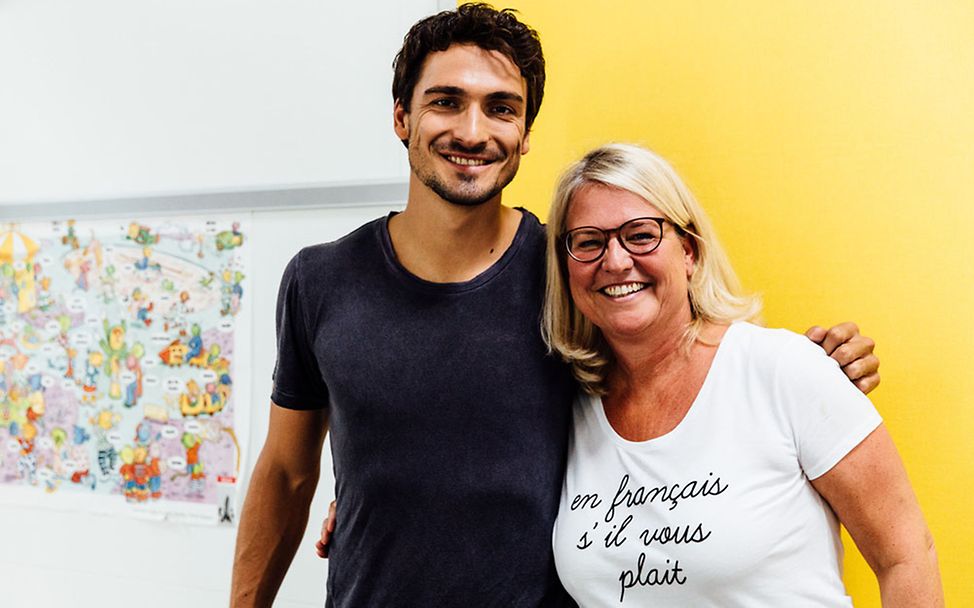 Mats Hummels mit seiner früheren Englischlehrerin