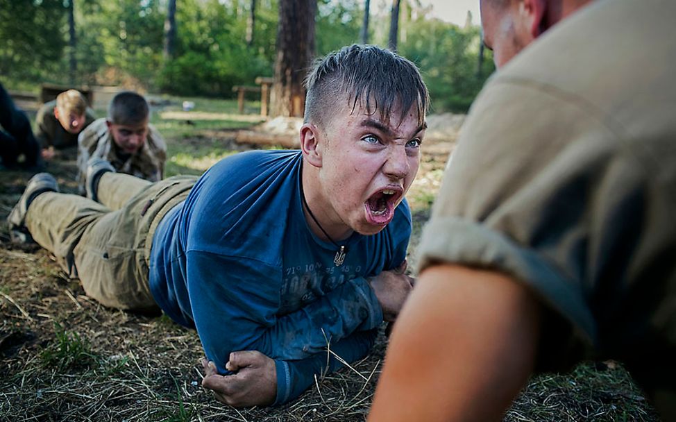 Ukraine: Und sie sollen Krieger werden | © Alex Masi (freier Fotograf)