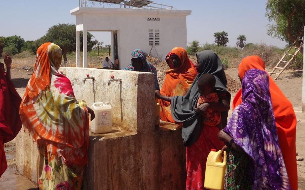 Somalia Wasser: Treffpunkt Trinkwasserstation 