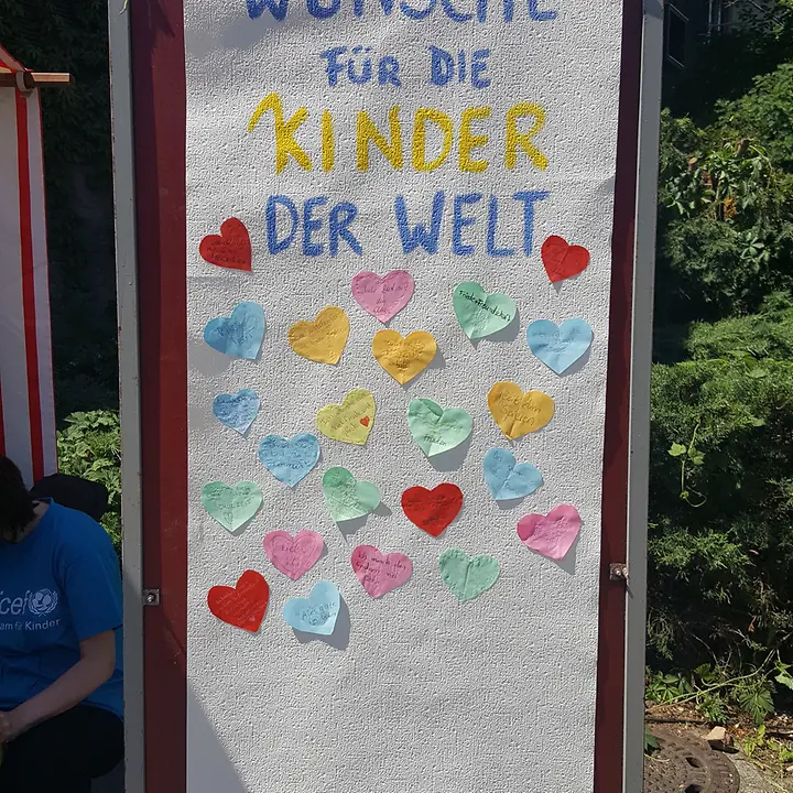 Wünsche für Kinder in Not©UNICEF Berlin Neuer Inhalt