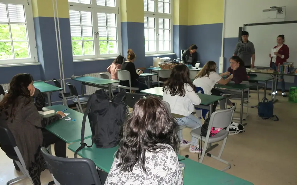 Schüler der Sekundarschule Wilmersdorf: Lesen für UNICEF! © UNICEF Berlin Neuer Inhalt (1)
