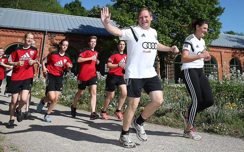 Runde um Runde - Firmenlauf @ Jürgen Meyer / KBumm