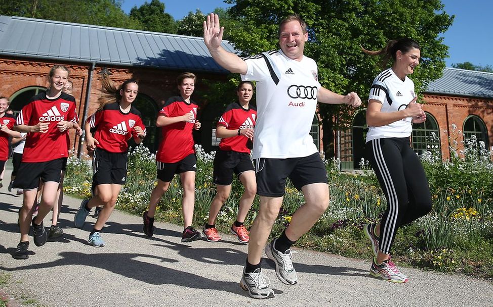 Runde um Runde - Firmenlauf @ Jürgen Meyer / KBumm