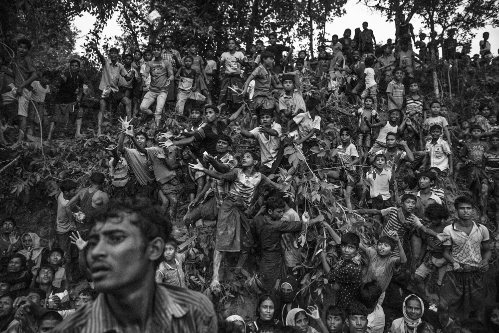 Bay of Bengal: Nothing but utter despair | © Kevin Frayer, Canada (Getty Images) Bay of Bengal: Nothing but utter despair