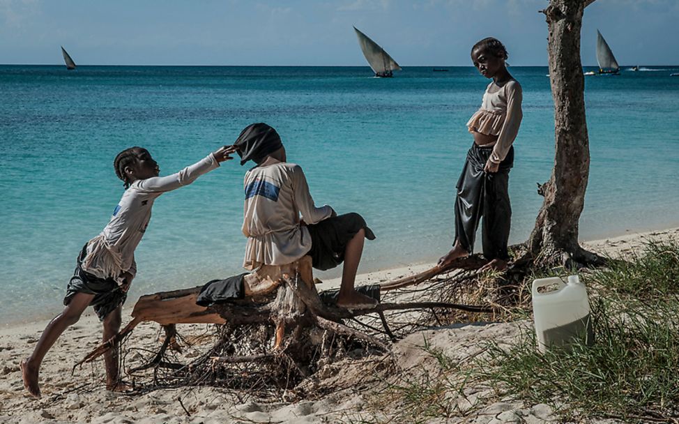 Zanzibar : On the girls’ right not to drown