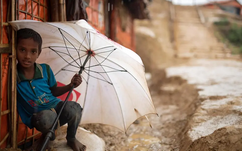 Monsun in Bangladesch: Die Regenzeit rückt bedrohlich näher | © UNICEF/Sokol Erste Stürme und Regenfälle erreichen die Rohingya-Flüchtlingscamps.