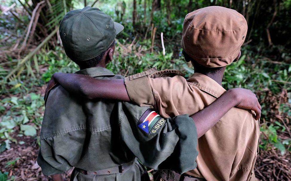 Kindersoldaten Südsudan: Ganiko und Jackson können bald wieder zur Schule gehen. 