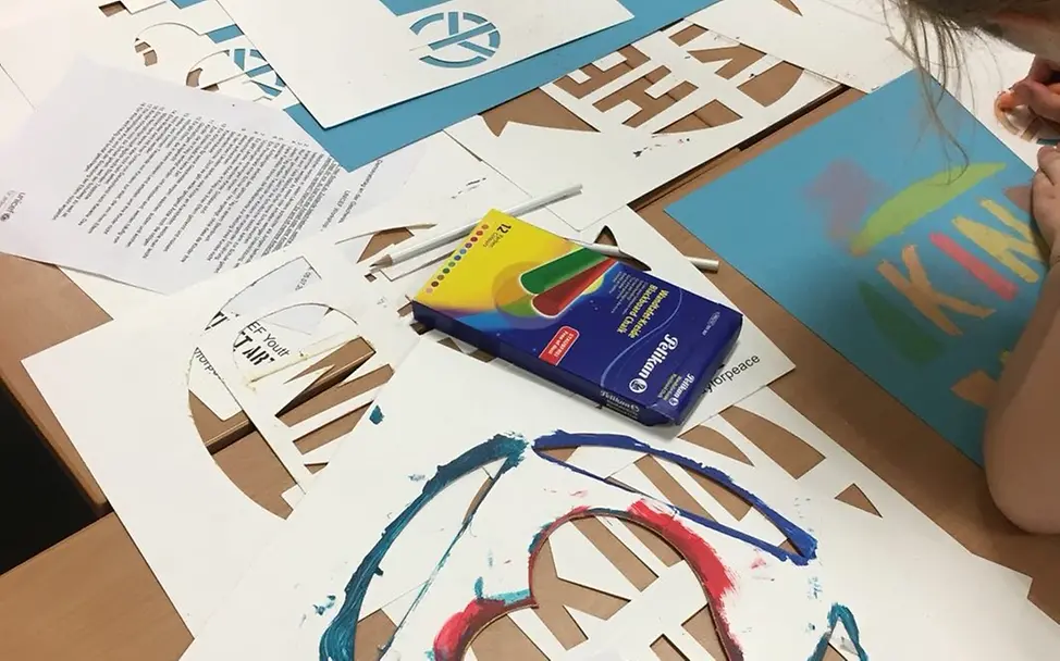 Spray for peace Neuer Inhalt