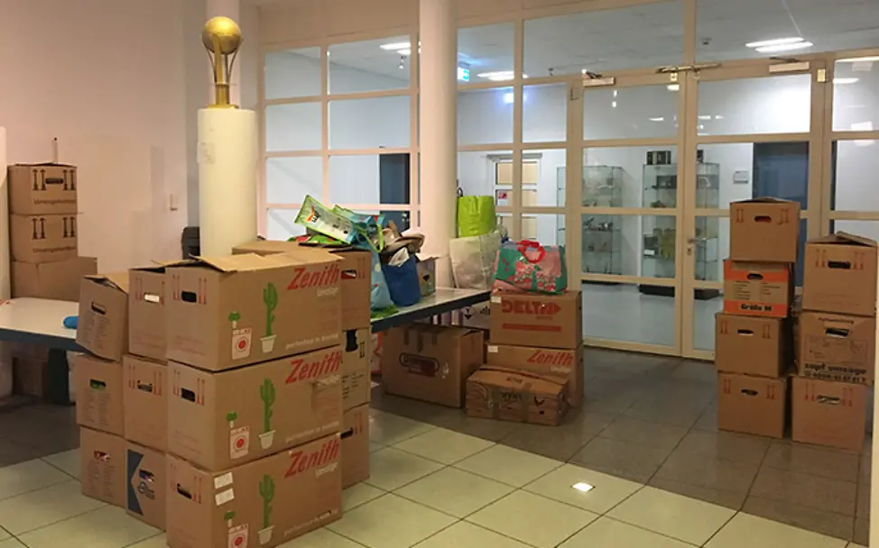 Verpackte Kleidung © ANGELL Verpackte Kleidung © ANGELL