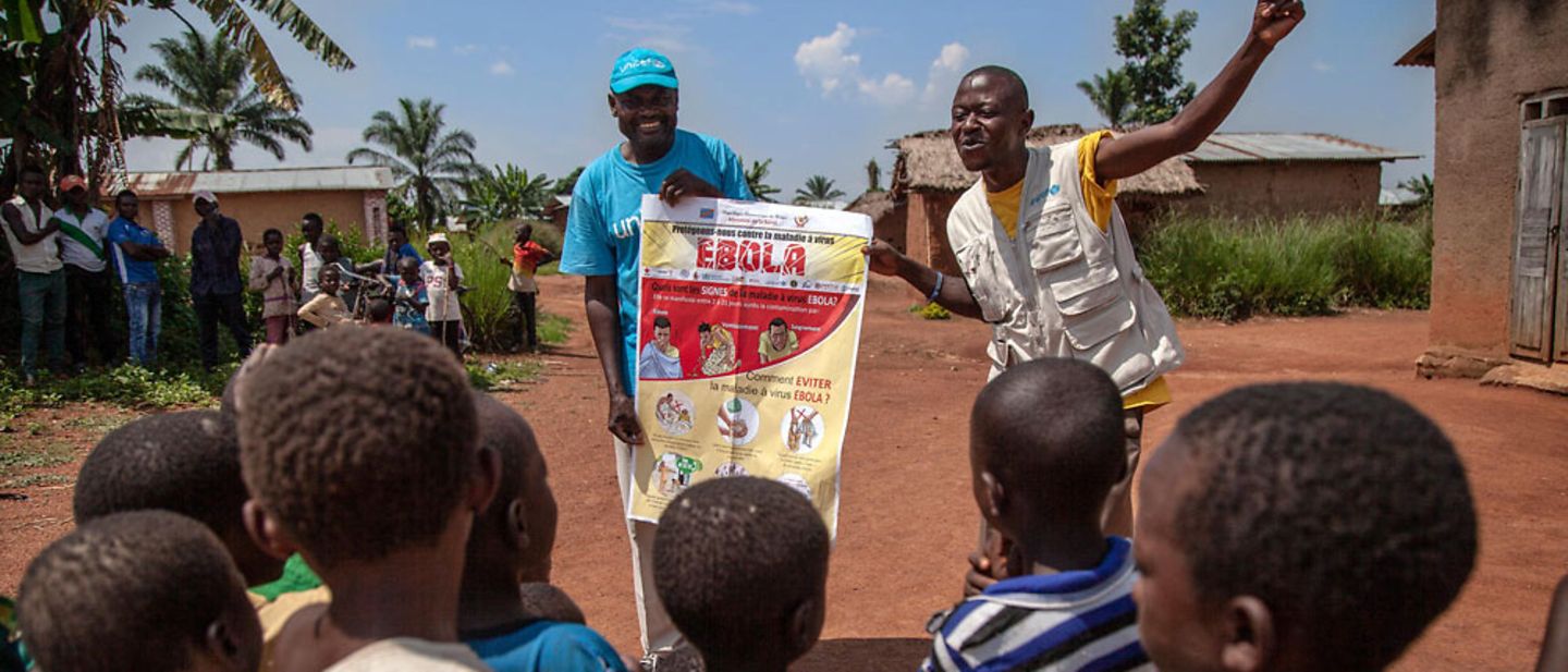 Ebola im Kongo: Mit anschaulichen Postern lernen auch die Kleinsten, sich vor Ebola zu schützen.