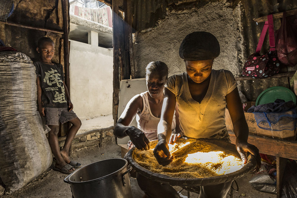 Haiti: Im Elend die Würde bewahren