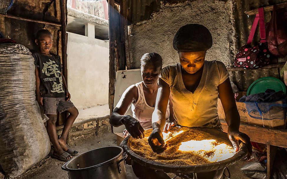 Haiti: Im Elend die Würde bewahren