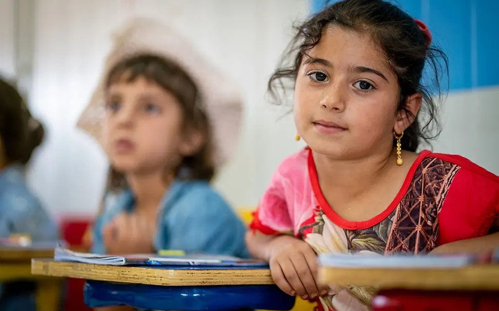 Kinder in einem kinderfreundlichen Makani-Zentrum von UNICEF im Flüchtlingslager Za'atari/Jordanien. | © UNICEF/Herwig Kinder in einem kinderfreundlichen Makani-Zentrum von UNICEF im Flüchtlingslager Za'atari, Jordanien.