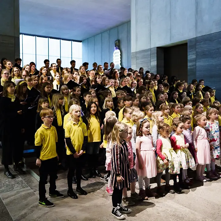 Benefizkonzert Schola Cantorum_ Mai 2019_c Grit Hartmann (20) Benefizkonzert Schola Cantorum_ Mai 2019_c Grit Hartmann (20)