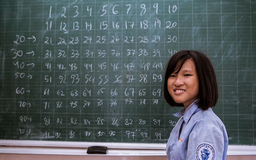 Kinder mit Behinderung in Vietnam: Dao in ihrer neuen Schule