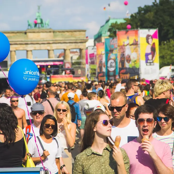 UNICEF beim CSD Berlin 2019 © UNICEF AG Berlin UNICEF beim CSD Berlin 2019 © UNICEF AG Berlin