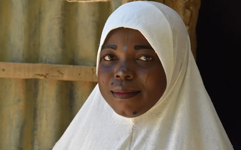Farida aus Niger sollte verheiratet werden und konnte das verhindern | © UNICEF/DT2017-58870 Niger: Farida (16) konnte ihre eigene Heirat verhindern