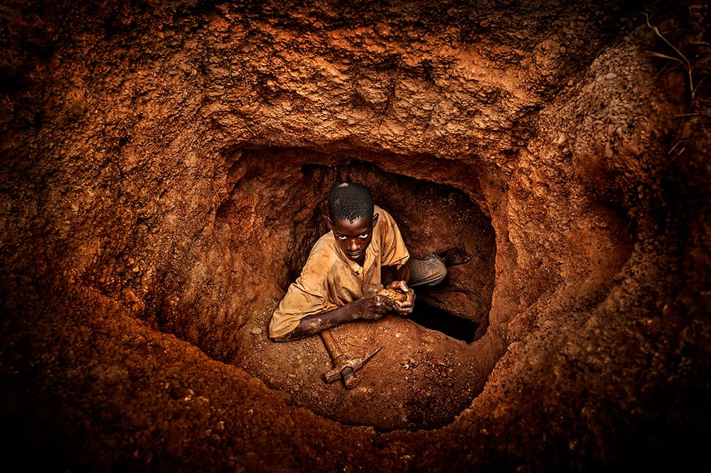 Burkina Faso: In the underworld | © Antonio Aragón Renuncio, Spain (Freelance Photographer) Burkina Faso: In the underworld