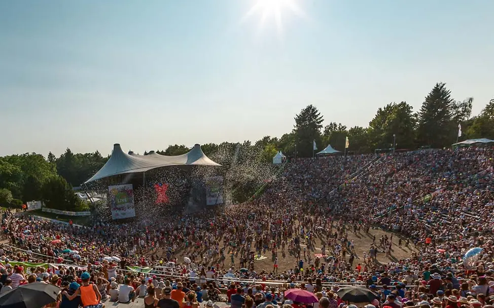 15.000 Kinder feiern die Kinderrechte in der Berliner Wuhlheide | GEOlino/Michael Koch 15.000 Kinder feiern die Kinderrechte in der Berliner Wuhlheide