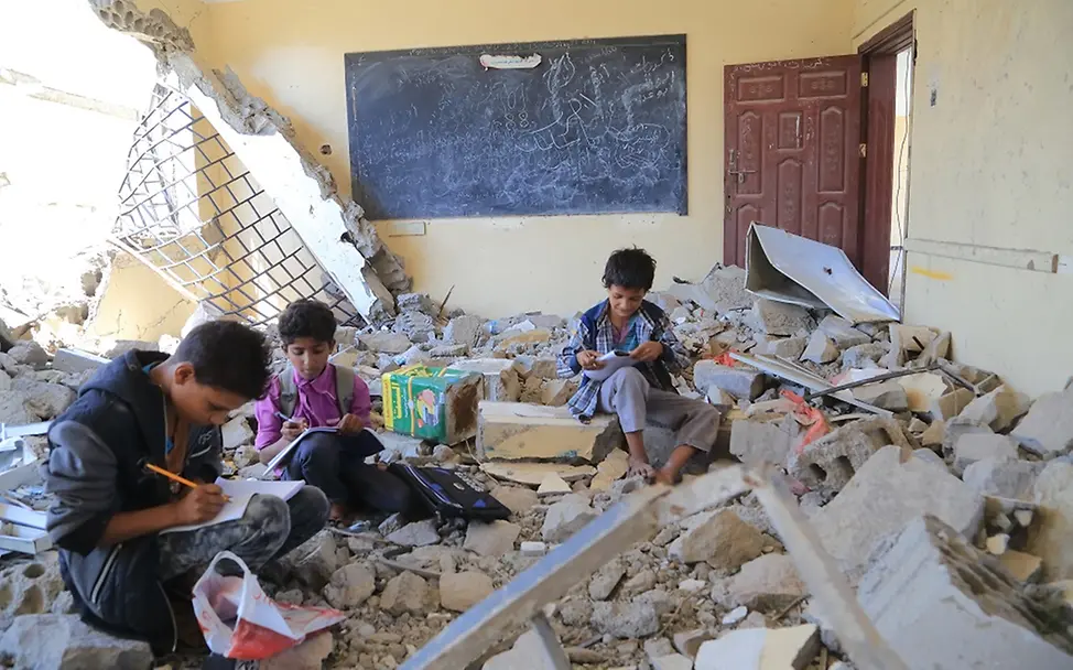 Zerstörte Schulen © UNICEF Yemen/2016/Al-Sabri Zerstörte Schulen © UNICEF Yemen/2016/Al-Sabri