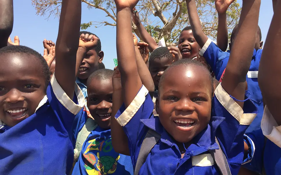 Malawi jubelnde Kinder danke