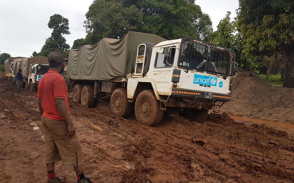 UNICEF: Ein Transporter mit Hilfsgütern im Südsudan