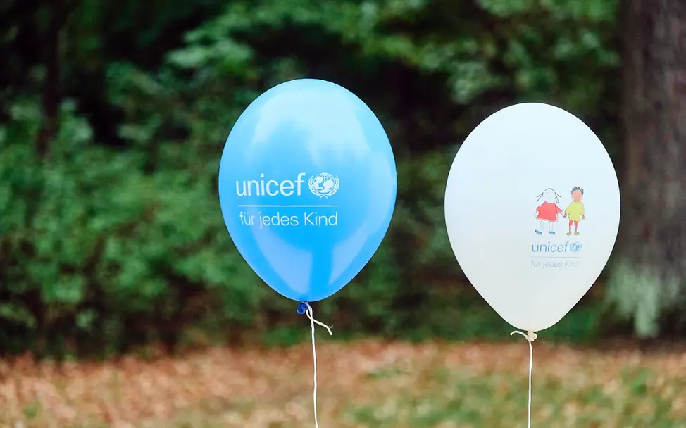 Luftballons Luftballons mit UNICEF-Logo