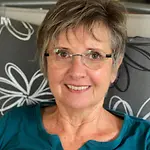 Anke Schmitz verschickt gerne UNICEF-Grußkarten. | © A. Schmitz Anke Schmitz