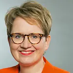 Gabriele Hässig unterstützt mit Procter & Gamble UNICEF. | © P&G Porträtfoto von Gabriele Hässig.