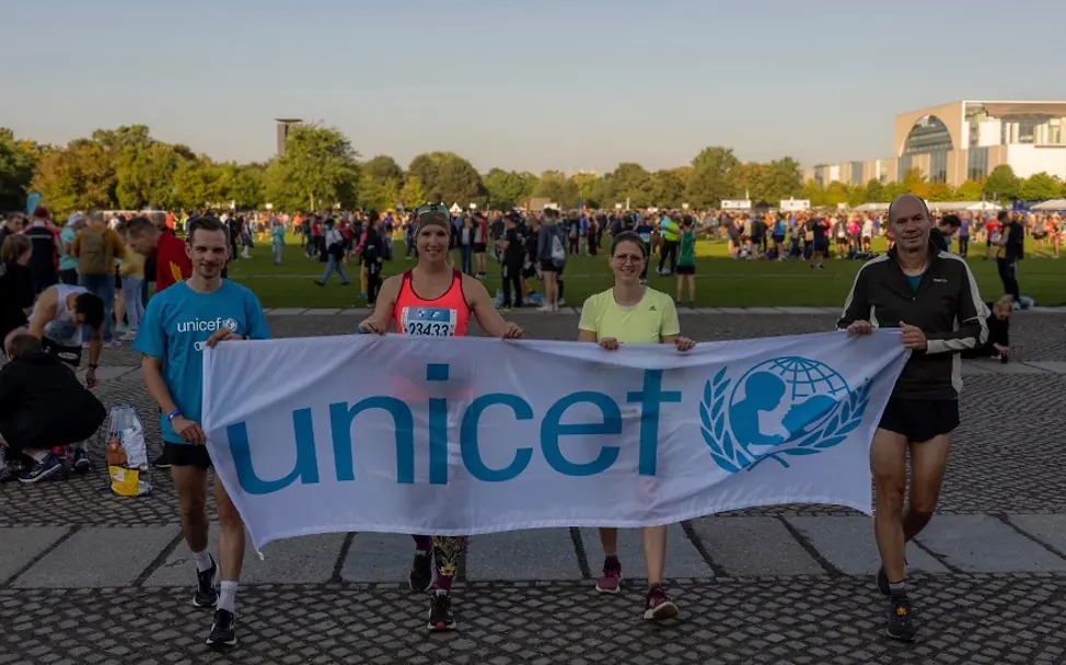 UNICEF konnte einigen Läuferinnen und Läufern die Teilnahme am Berlin Marathon ermöglichen. 