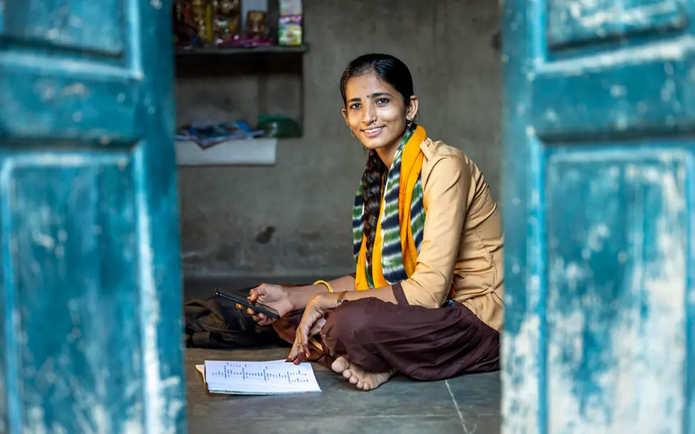 Corona in Indien: Anuja (17) lernt während der Pandemie zuhause | © UNICEF/Panjwani Corona in Indien: Anuja (17) lernt während der Pandemie zuhause