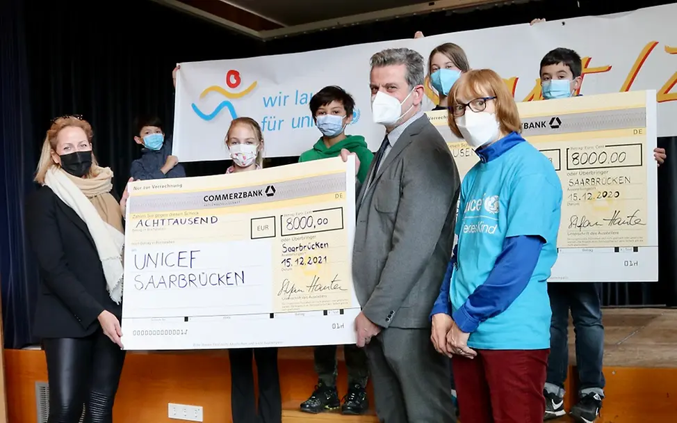Scheckübergabe 2021