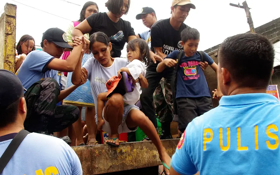UNICEF-Nothilfe auf den Philippinen | © AP Photo/Nelson Salting Philippinen: Nach Taifun hilft UNICEF den Kindern