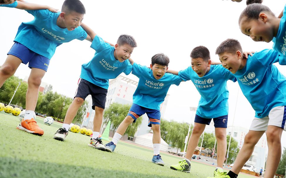 Fakten über Jungs: Gleichberechtigung von Jungen und Mädchen