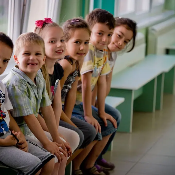 Kinder in einer Grundschule in Serbien. © UNICEF/NYHQ2011-1156/Holt Kinder in einer Grundschule in Serbien. © UNICEF/NYHQ2011-1156/Holt