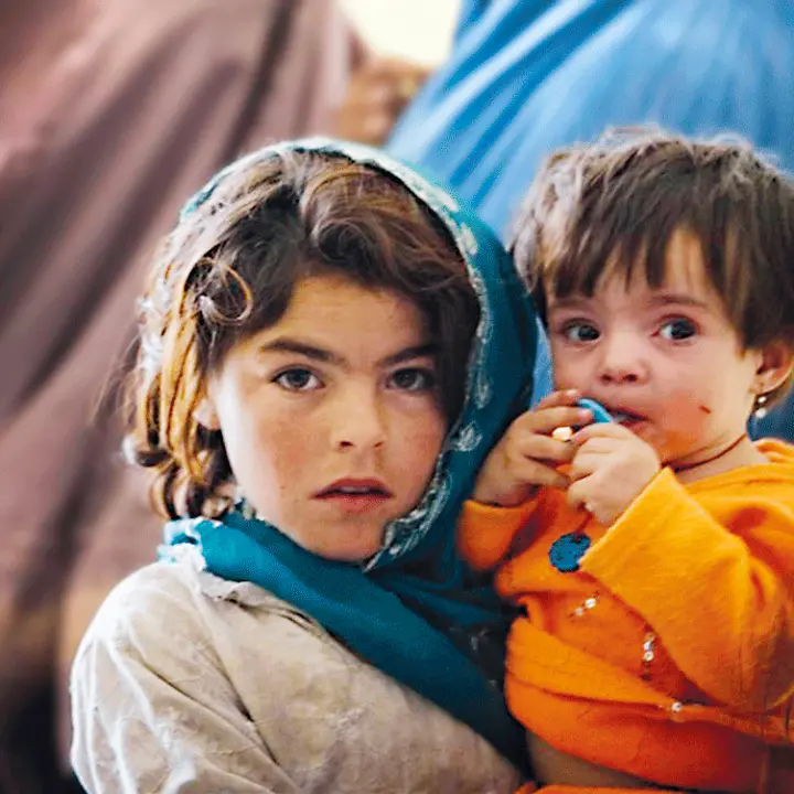 25 Jahre Kinderrechte | © UNICEF/NYHQ2010-0810/Holt 25 Jahre Kinderrechte: Kinder in Afghanistan