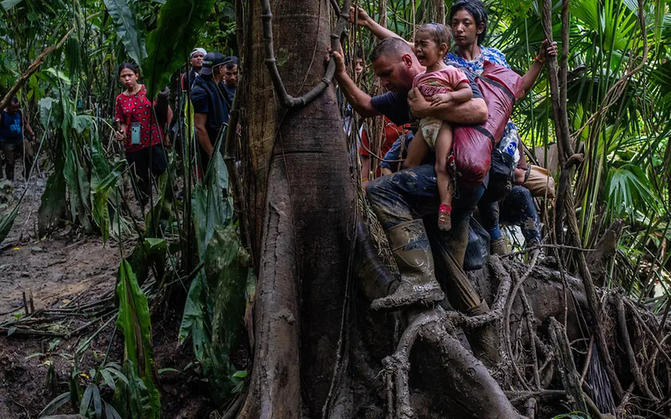 Kolumbien: Der harte Marsch zu einem ungewissen Ziel | © Federico Rios, Kolumbien, NY Times Kolumbien: Der harte Marsch zu einem ungewissen Ziel