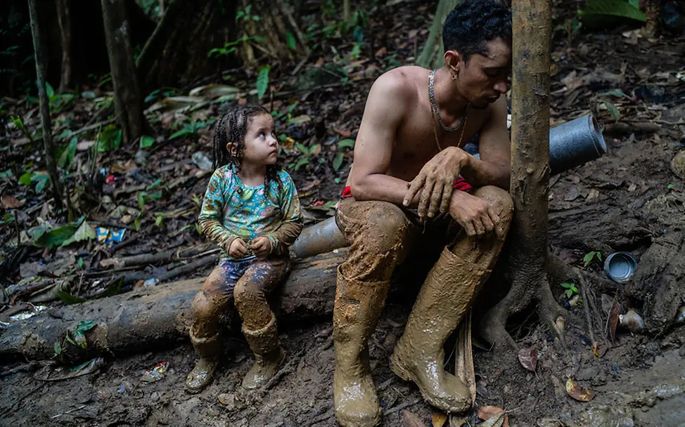 Kolumbien: Der harte Marsch zu einem ungewissen Ziel | © Federico Rios, Kolumbien, NY Times Kolumbien: Der harte Marsch zu einem ungewissen Ziel