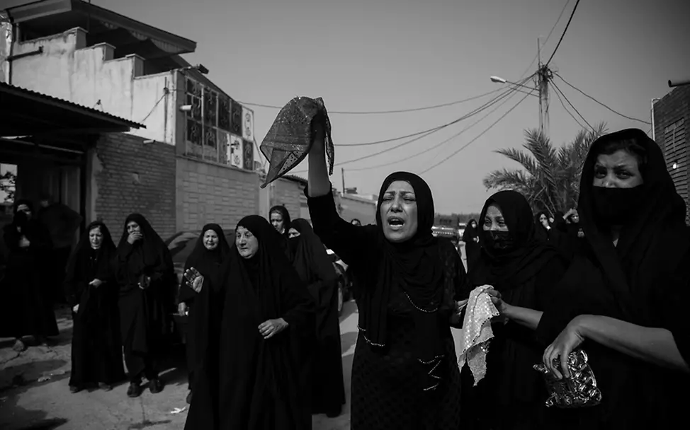 Iran: Two Wings of a Butterfly | © Shayan Haji Najaf, Iran, Agency ISNA (INSA News Agency) Iran: Two Wings of a Butterfly