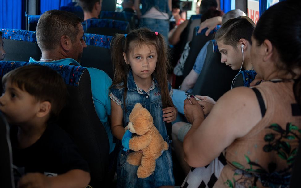 Zerstörung des Kachowka-Staudamms: Kinder und Familien mussten evakuiert werden.