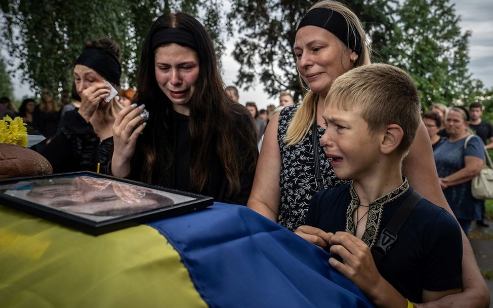 Ukraine: Unter den dunklen Wolken des Krieges 