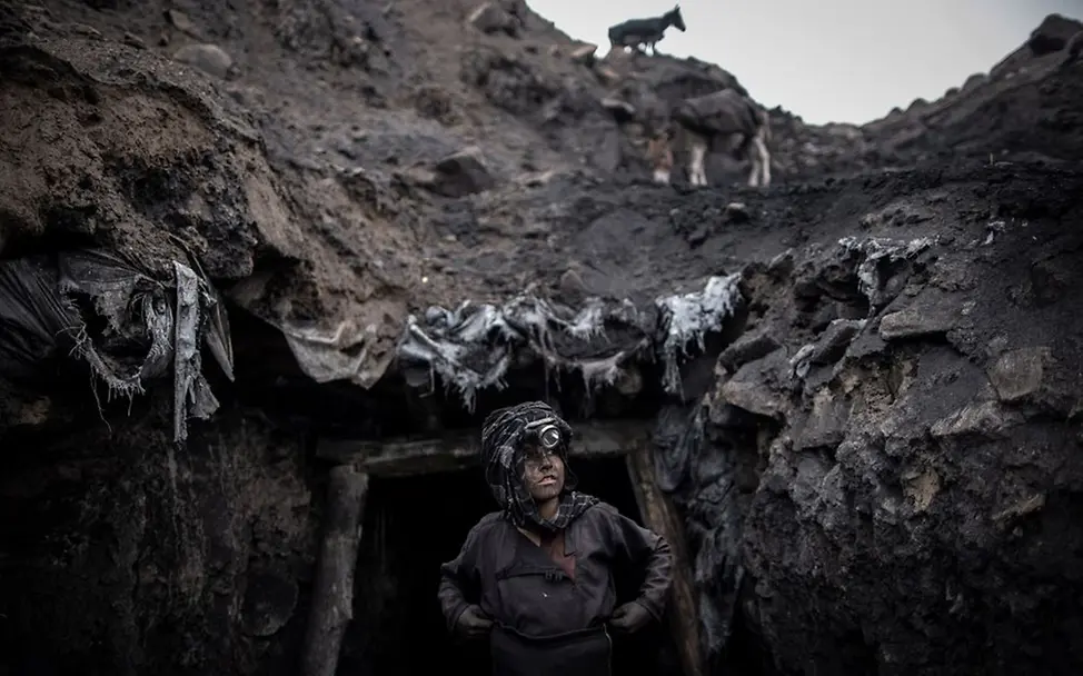 Afghanistan: In den Löchern von Chinarak | © Oliver Weiken, Deutschland (Deutsche Presse-Agentur) Afghanistan: In den Löchern von Chinarak