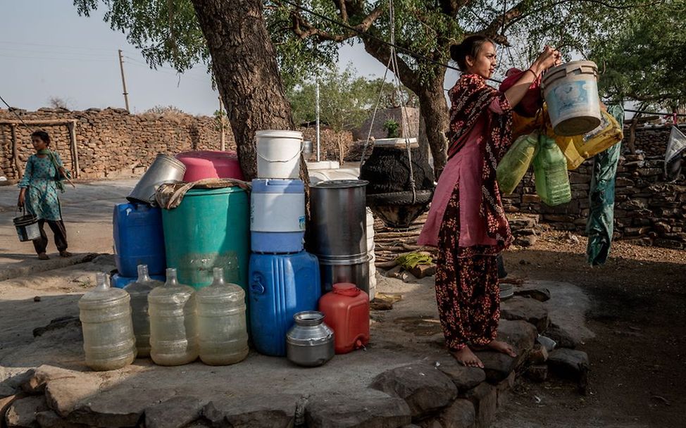 Indien: Das Schicksal der kleinen Wasserträger